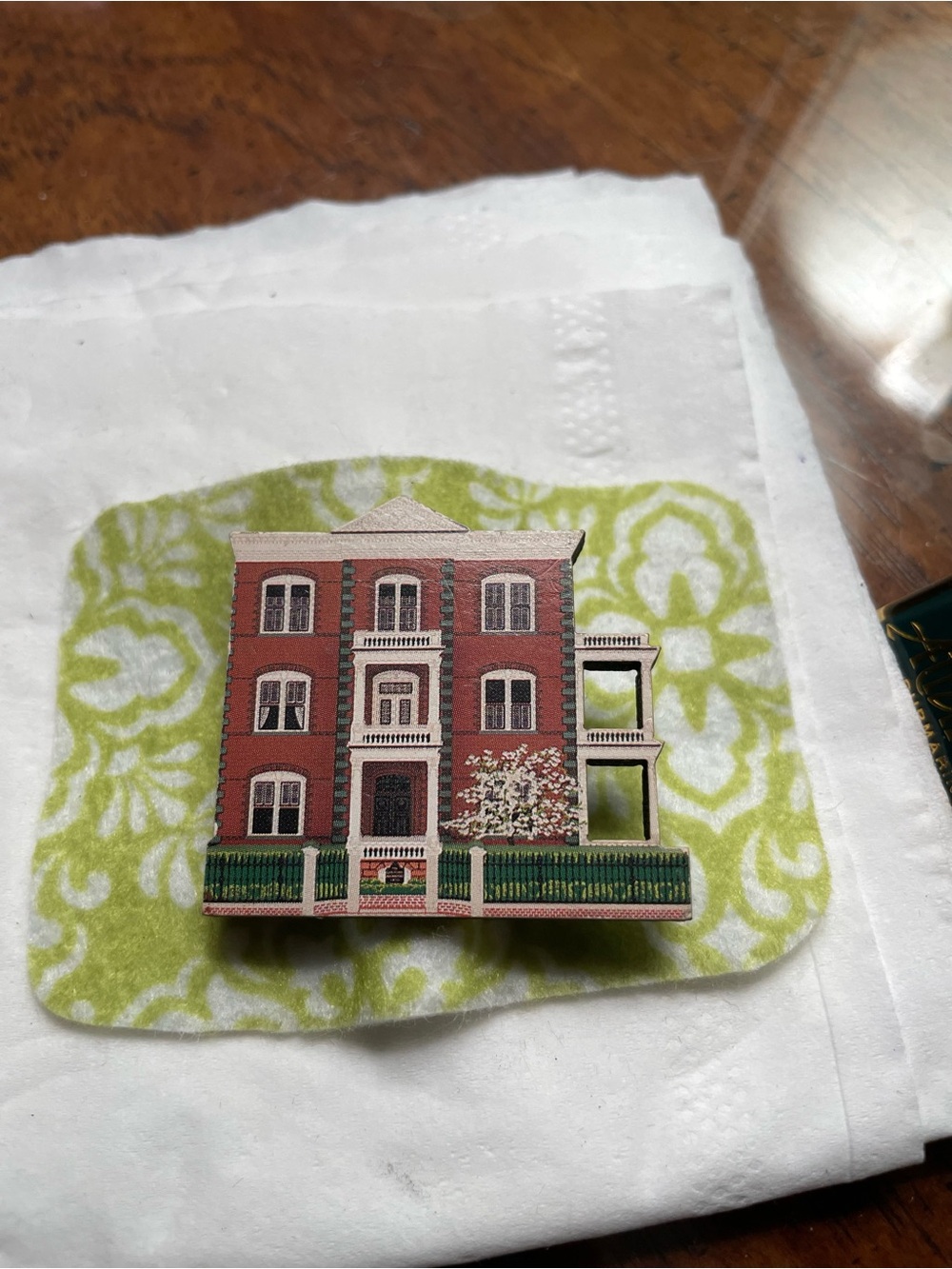 Vtg, Sheila’s Historic Lapel Pin, Calhoun Mansion, Charleston, SC. 1999